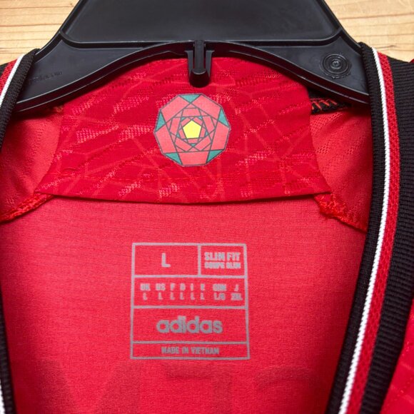 Manchester United Jersey Mens Large Red Casemiro Slim Fit Adidas Soccer - Picture 5 of 15